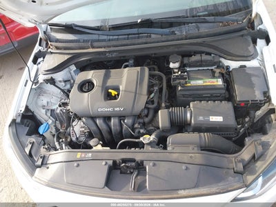 2017 HYUNDAI ELANTRA 10