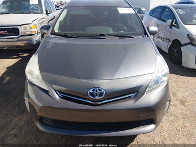 2014 TOYOTA PRIUS V 12