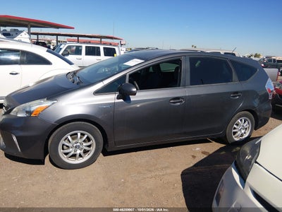 2014 TOYOTA PRIUS V 14