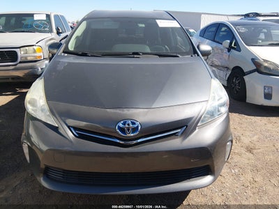 2014 TOYOTA PRIUS V 6