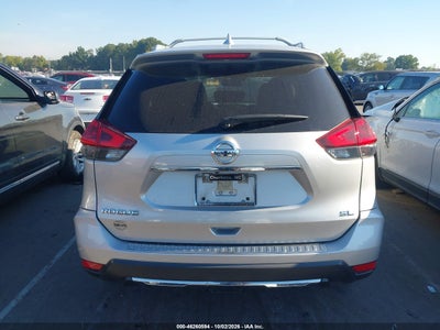 2018 NISSAN ROGUE 16