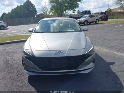 2021 HYUNDAI ELANTRA 11