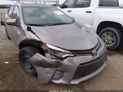 2015 TOYOTA COROLLA LE