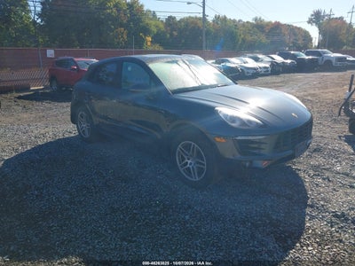 PORSCHE MACAN 2018 VIN WP1AA2A56JLB21072