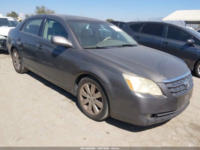 2005 TOYOTA AVALON XLS