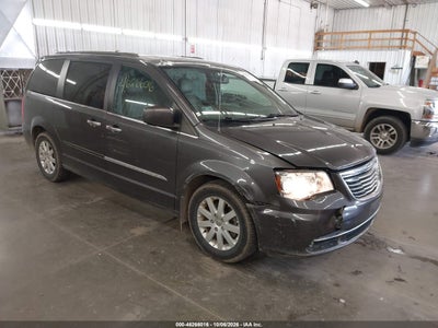2015 Chrysler Town & Country Touring