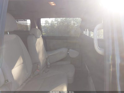 2016 KIA SEDONA 8