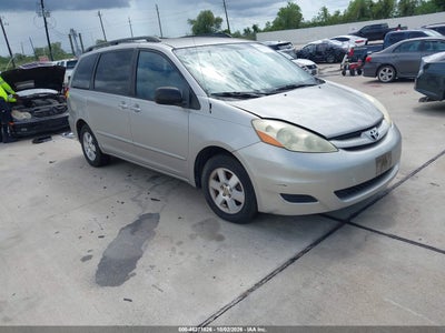 2006 TOYOTA SIENNA LE