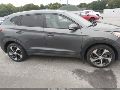 2016 HYUNDAI TUCSON 13