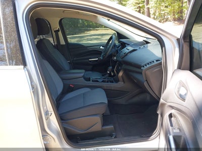 2017 FORD ESCAPE 5