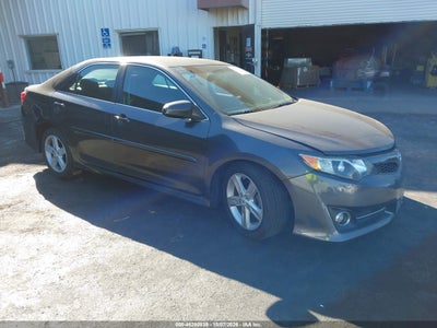 2012 TOYOTA CAMRY SE