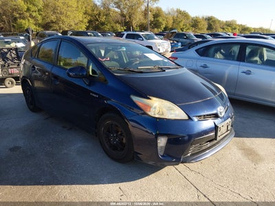 2015 TOYOTA PRIUS