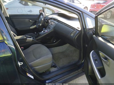 2015 TOYOTA PRIUS 5