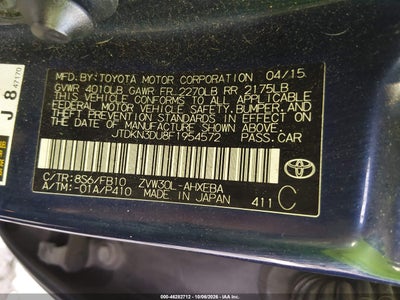 2015 TOYOTA PRIUS 9
