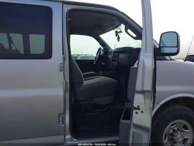 2017 CHEVROLET EXPRESS 3500 5