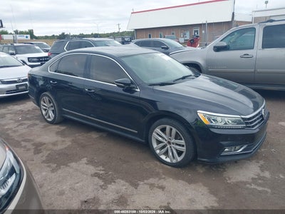 2017 VOLKSWAGEN PASSAT 13