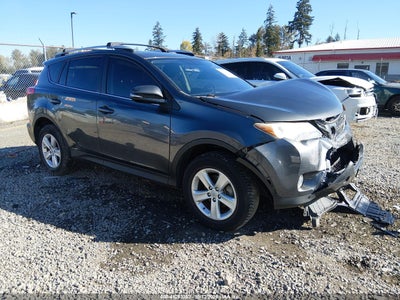 2014 TOYOTA RAV4 XLE