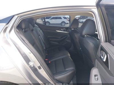 2021 NISSAN MAXIMA 8