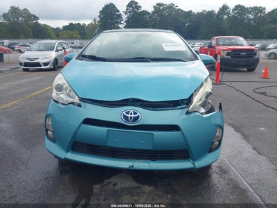 2014 TOYOTA PRIUS C 12
