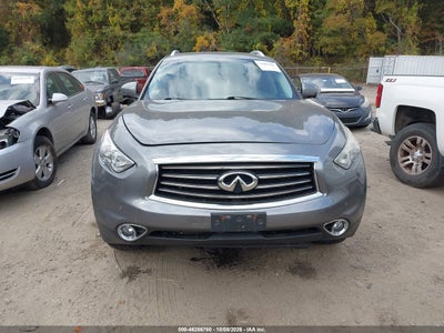 2014 INFINITI QX70 6