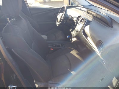2019 TOYOTA PRIUS 5