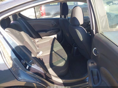 2017 NISSAN VERSA 8