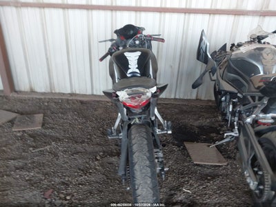 2015 HONDA CBR300 6