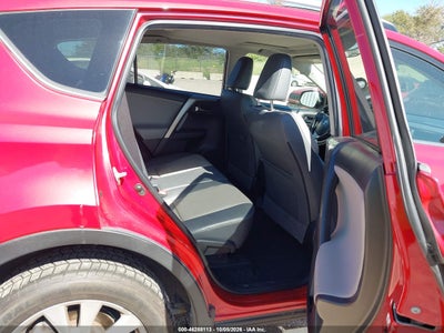 2015 TOYOTA RAV4 8