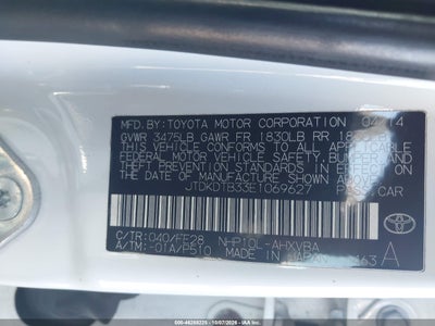 2014 TOYOTA PRIUS C 9