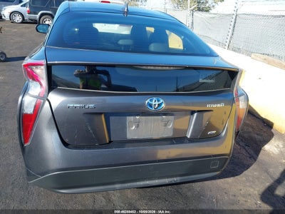 2016 TOYOTA PRIUS 16
