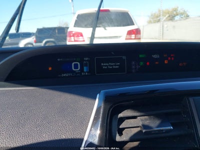 2016 TOYOTA PRIUS 7