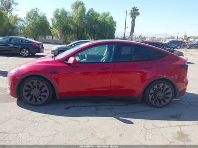 2021 TESLA MODEL Y 13