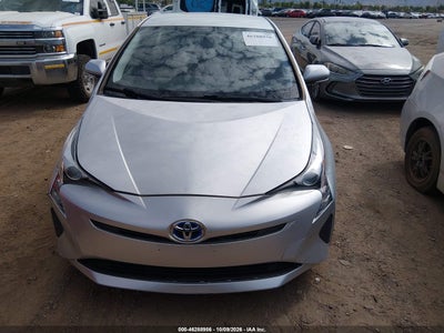 2016 TOYOTA PRIUS 11