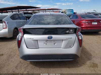 2016 TOYOTA PRIUS 15