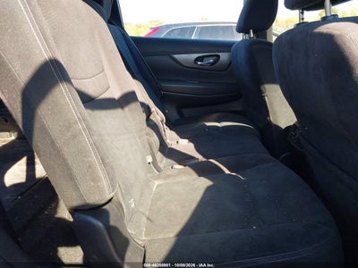2016 NISSAN ROGUE 8