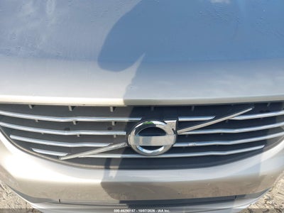 2015 VOLVO XC60 10