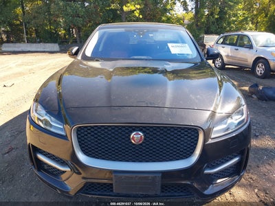 2017 JAGUAR F-PACE 6