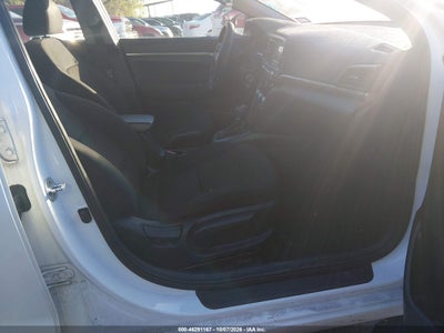 2020 HYUNDAI ELANTRA 5