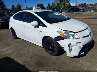 2015 TOYOTA PRIUS