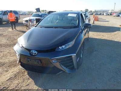 2018 TOYOTA MIRAI 6