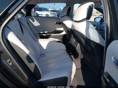 2018 TOYOTA MIRAI 8