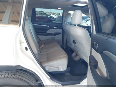 2018 TOYOTA HIGHLANDER 8