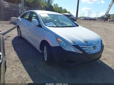 2013 HYUNDAI SONATA GLS
