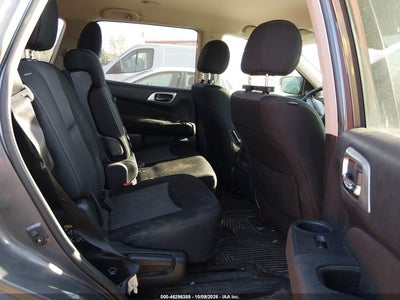 2017 NISSAN PATHFINDER 8