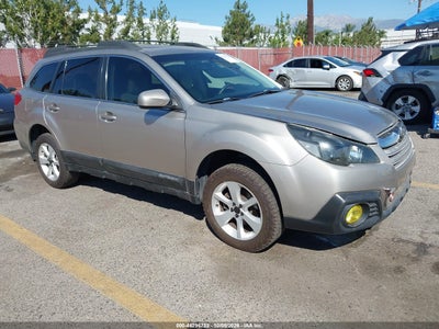 2014 SUBARU OUTBACK