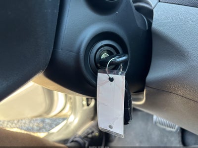 2016 HYUNDAI ELANTRA 11