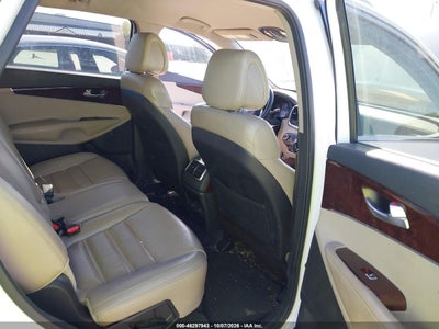 2016 KIA SORENTO 8