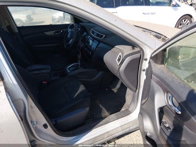 2016 NISSAN ROGUE 5