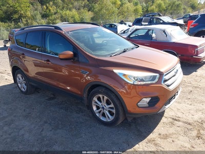 2017 FORD ESCAPE SE