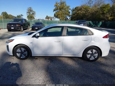 2020 HYUNDAI IONIQ HYBRID 17